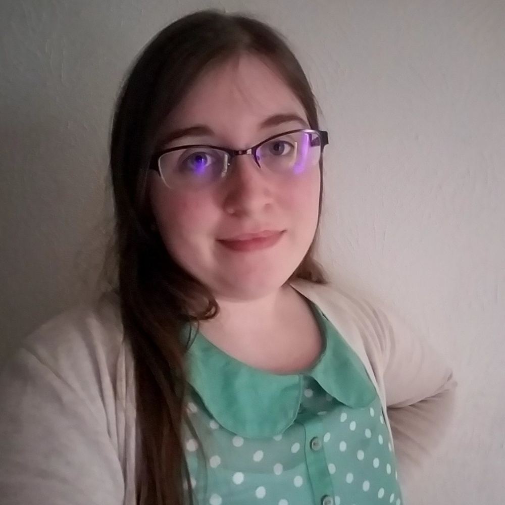 Meet your Posher, Elissa